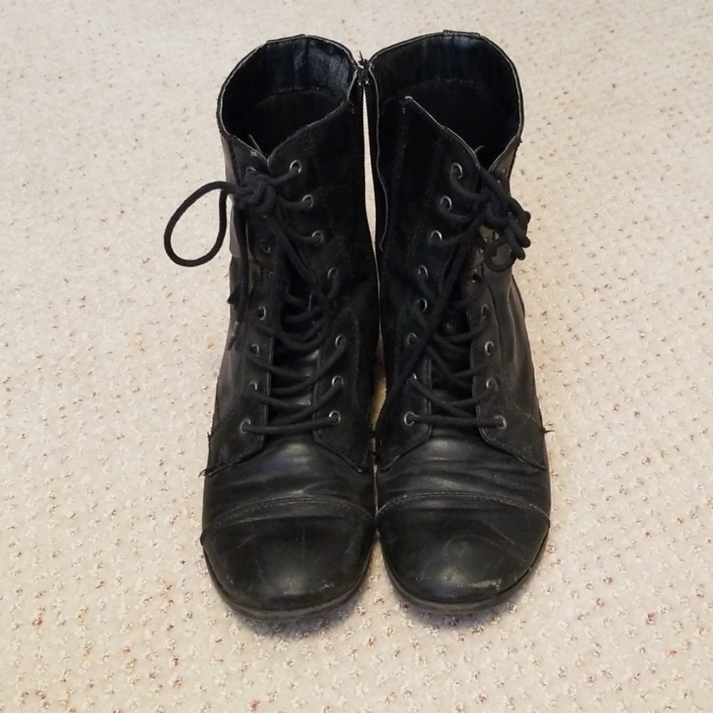 <5 for $20> Black Combat Boots
